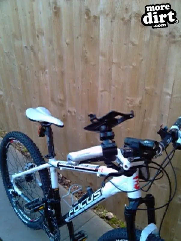 Phone mount on bar ends; handlebars too thick!