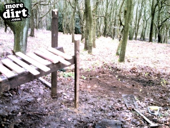 Elland Park Wood Mountain Bike Trails