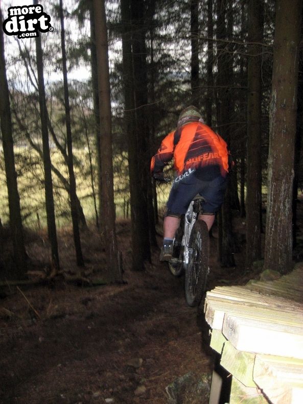 Warren Boulder Trail - Stainburn Forest