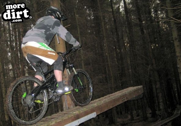 Warren Boulder Trail - Stainburn Forest