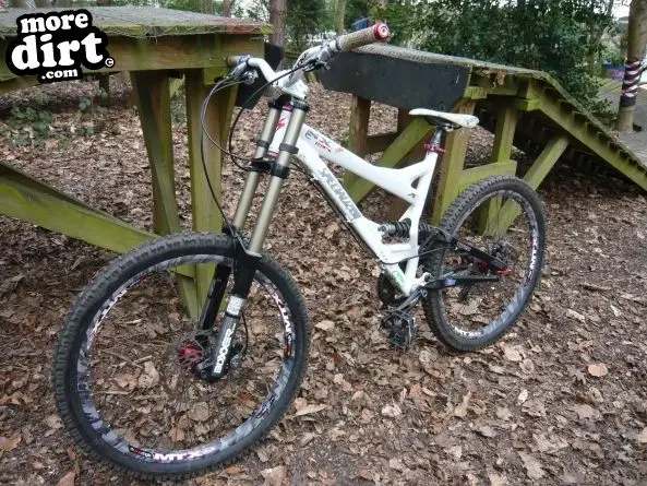 My sx Trail What a beast since i re-built her she 