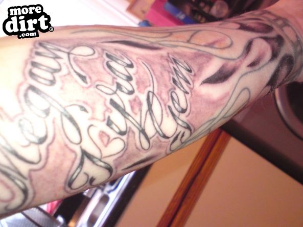 Third sitting done! one maybe two more hours to go