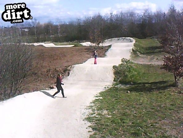 Rushcliffe Country Park 4X Track