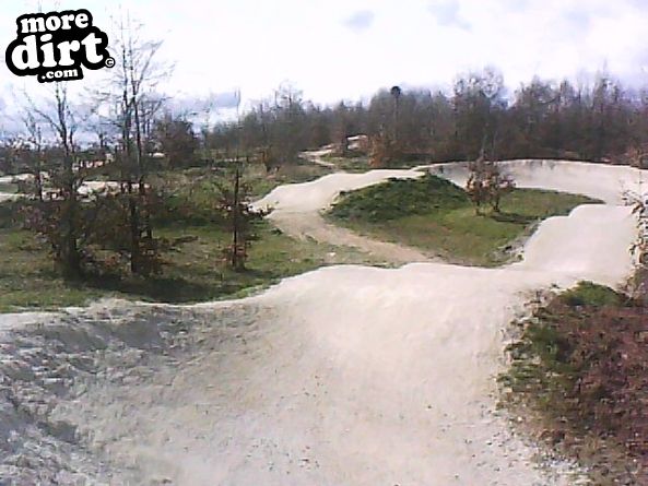 Rushcliffe Country Park 4X Track