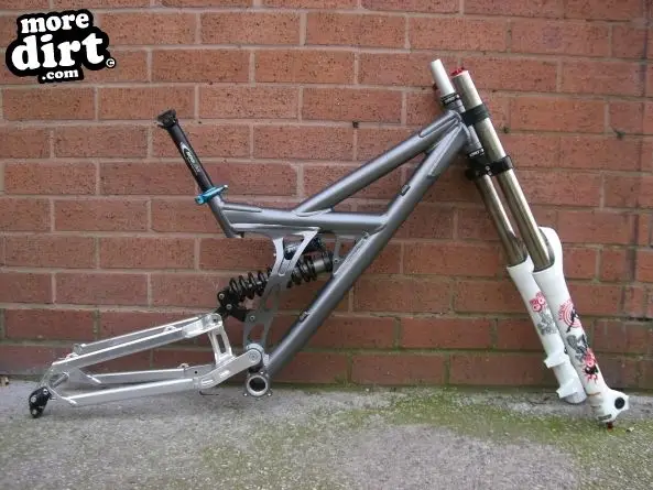 My New frame, will have it up on rate my ride when
