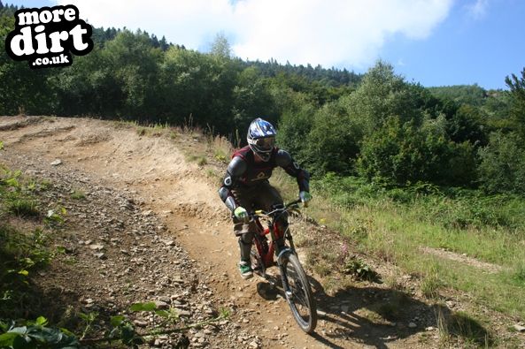 Y Mynydd Downhill - Cwmcarn