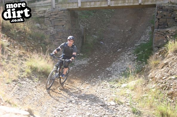 Y Mynydd Downhill - Cwmcarn