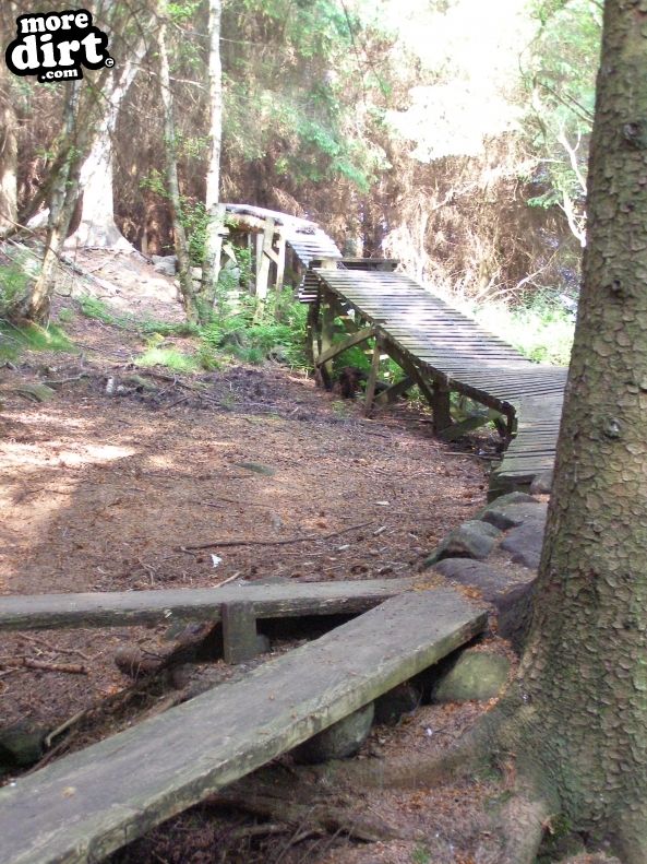 Warren Boulder Trail - Stainburn Forest