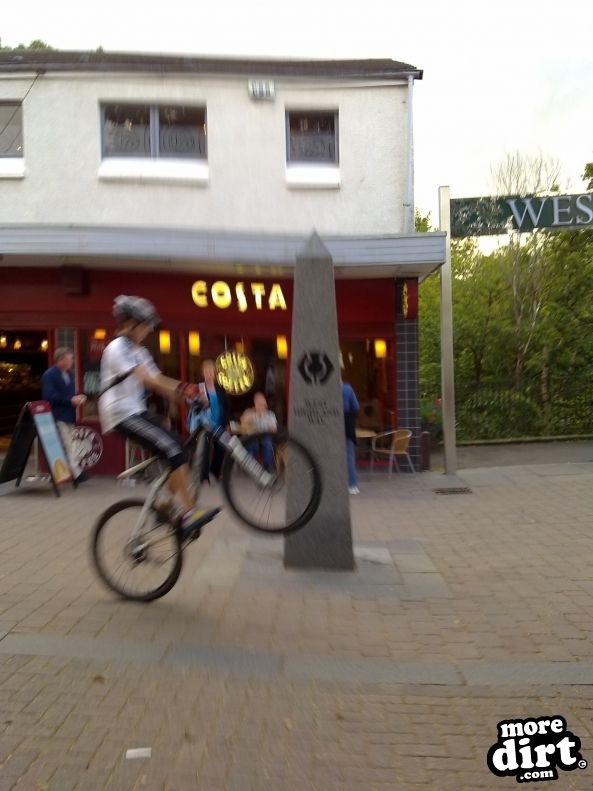 wheelie but it looks like a manual