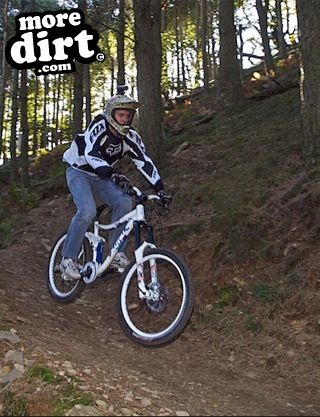 Y Mynydd Downhill - Cwmcarn