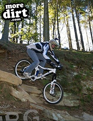 Y Mynydd Downhill - Cwmcarn