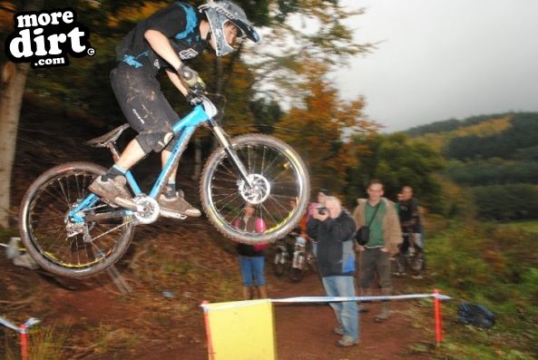 2nd Place 31st October. Road gap picture