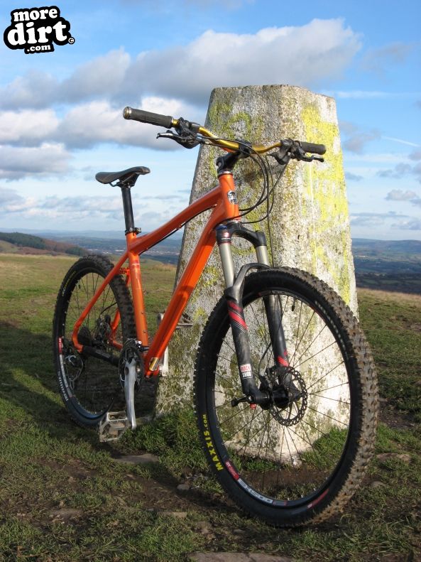 Y Mynydd Downhill - Cwmcarn