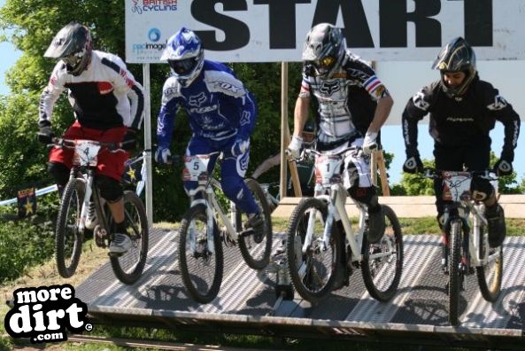 Schwalbe British 4x series