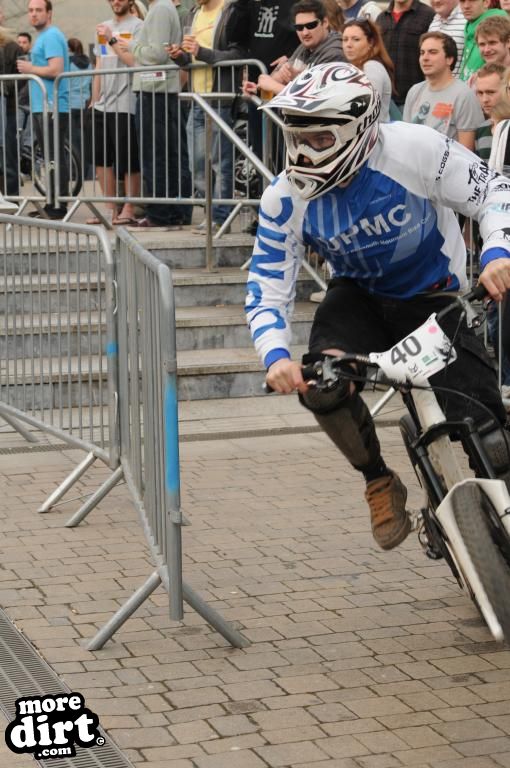 Urban Downhill Charity Event - Gallery