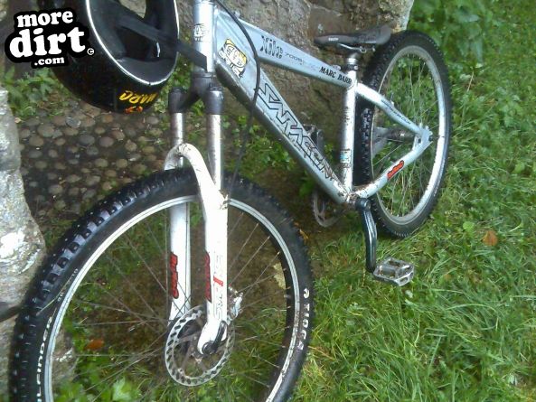 Surfin Dirt 4X Track