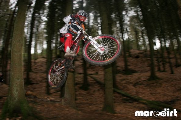 Southerndownhill Race Team