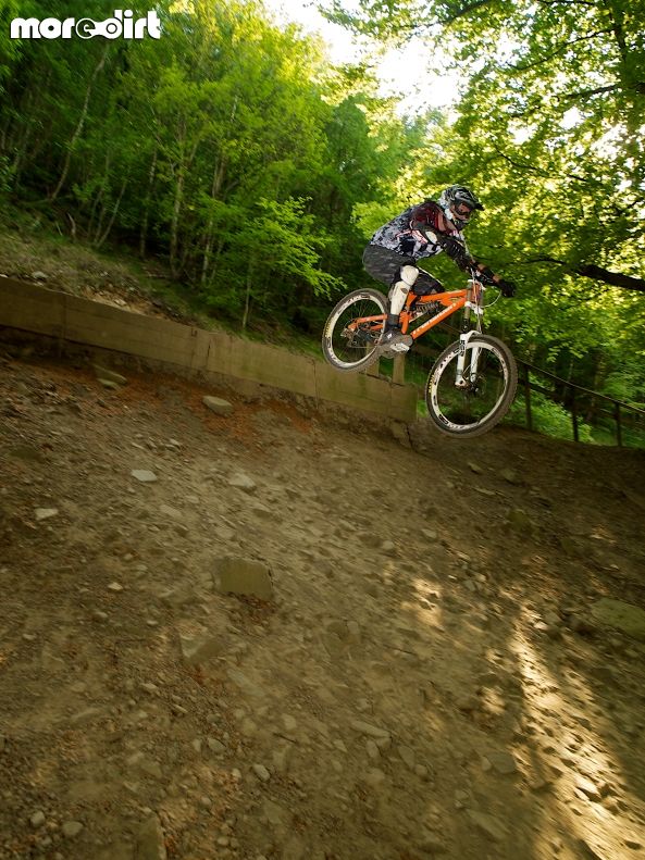Y Mynydd Downhill - Cwmcarn