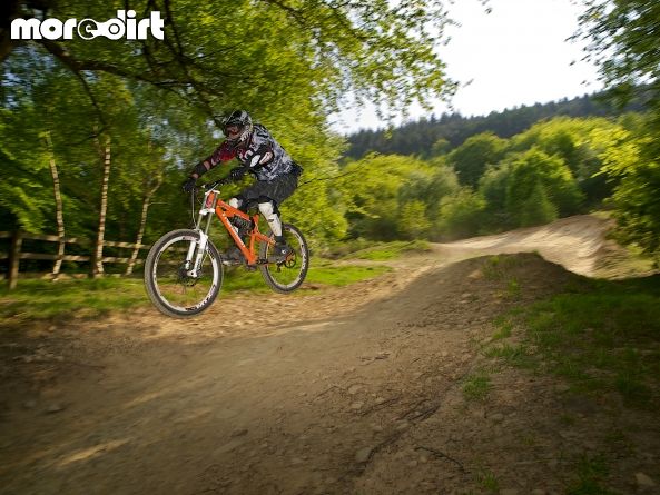 Y Mynydd Downhill - Cwmcarn