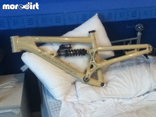 my santa cruz bullit frame.