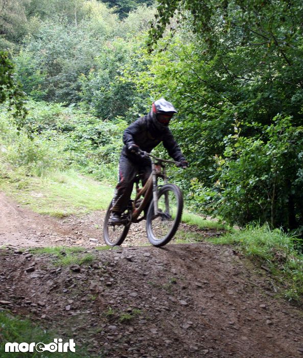 Y Mynydd Downhill - Cwmcarn