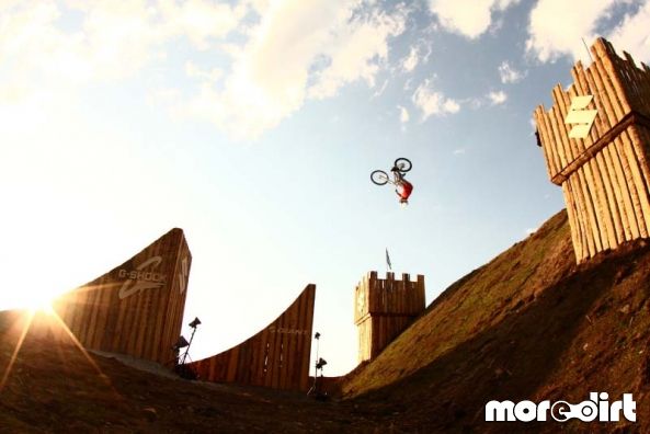 Suzuki Nine Knights 2011