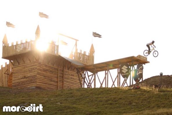 Suzuki Nine Knights 2011