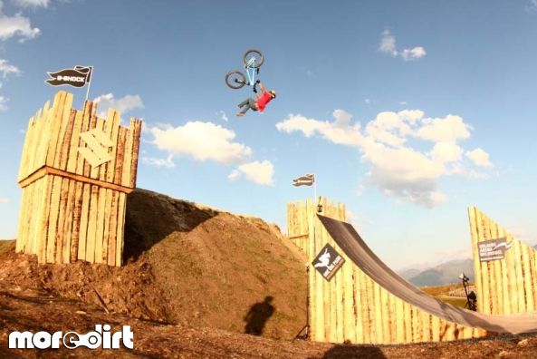 Suzuki Nine Knights 2011