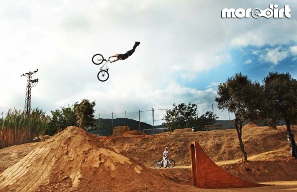 Andreu Lacondeguy YT Industries