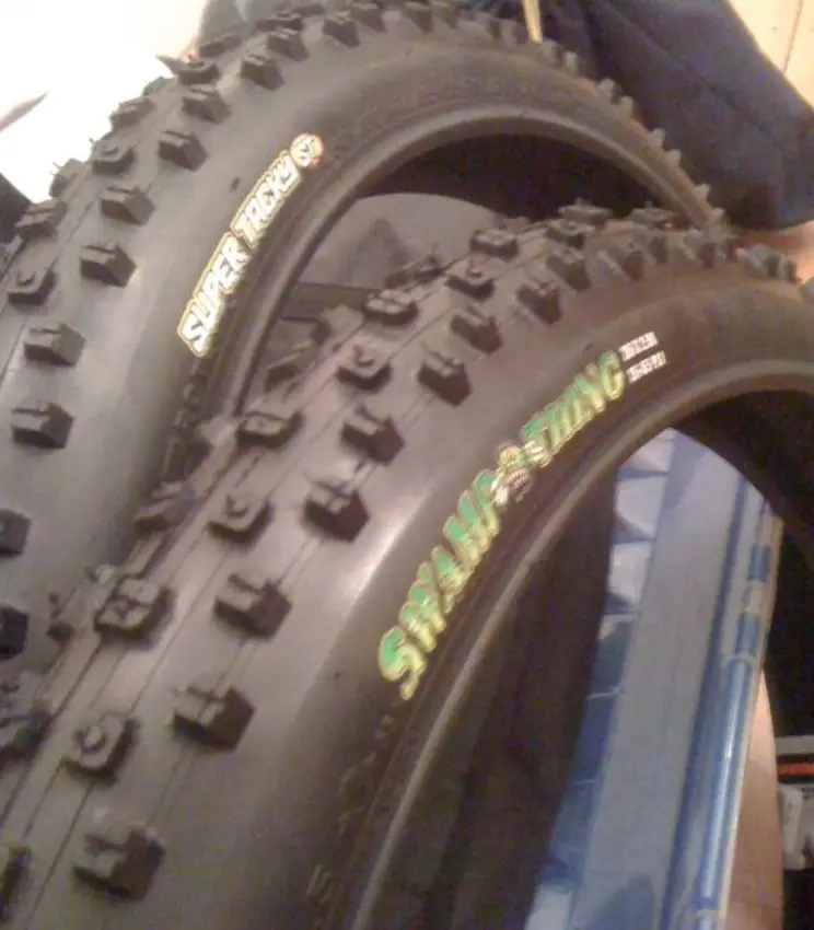 Tires for winter, Maxxis Swampthing Dual Ply Super