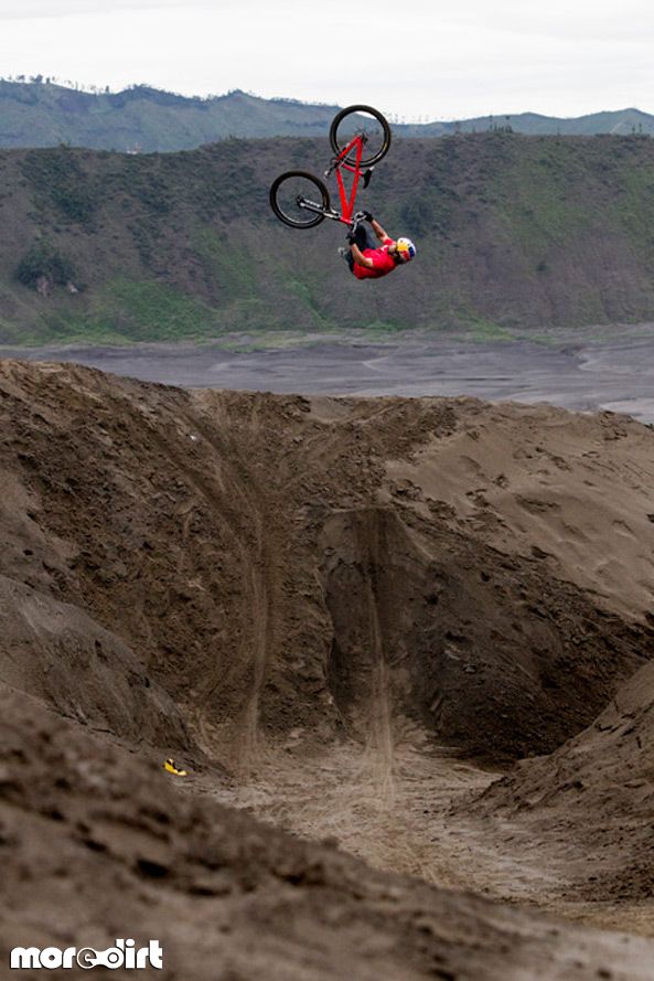 Yannick Granieri Polygon