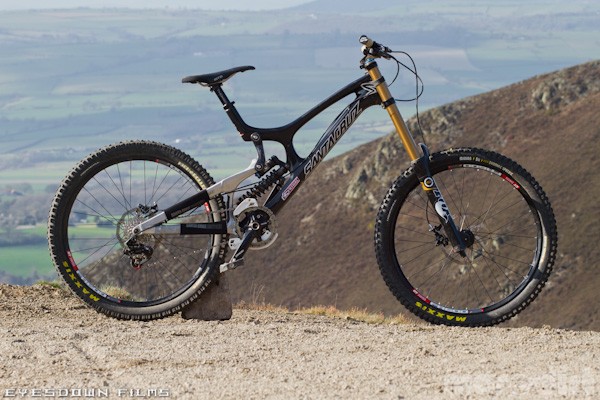 Leisure Lakes Downhill Team