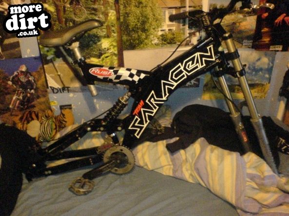 my RISSE RACING/ TEAM saracen rush 2000, just need