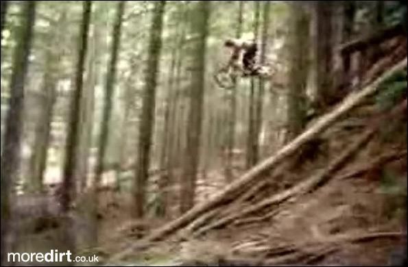 18-20 ft drop and pretti big gap too