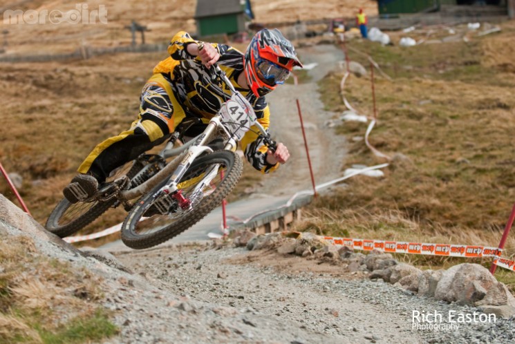 Pinning on the top section 