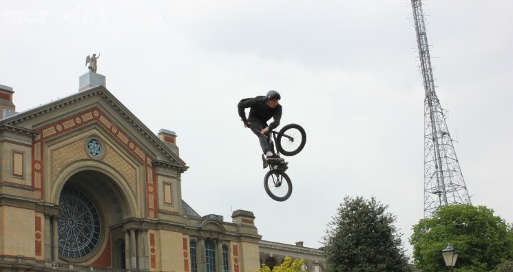 Red Bull Empire Of Dirt