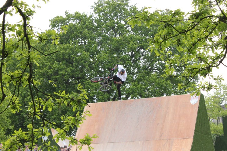 Red Bull Empire Of Dirt