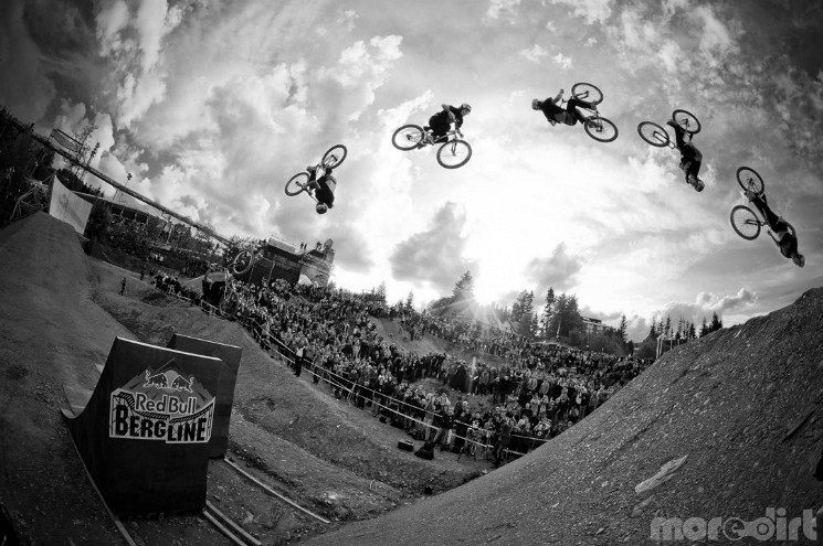 Andreu Lacondeguy Berg Line