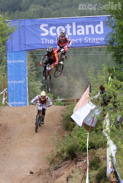 UCI Mountain Bike World Cup DH and 4X RD3 - Gallery