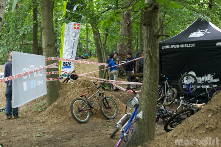 Spank UK Dirt Wars 2012 RD1 - Gallery
