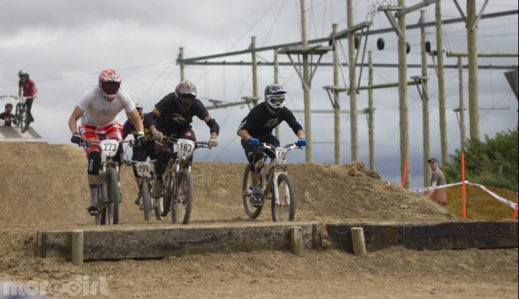 Schwalbe British 4x Rd5+6 - Gallery