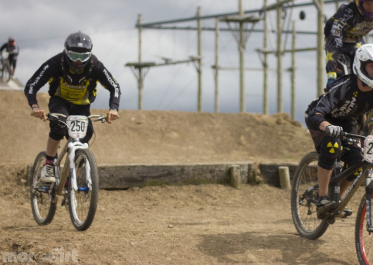 Schwalbe British 4x Rd5+6 - Gallery