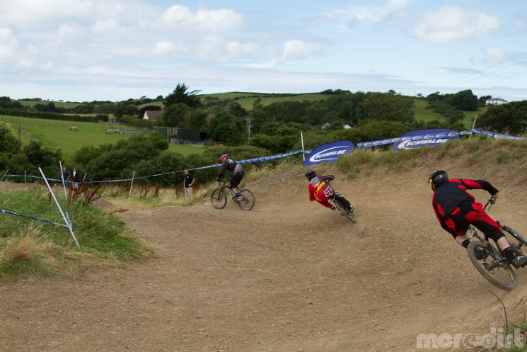 Schwalbe British 4x Rd5+6 - Gallery