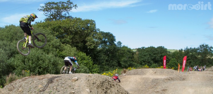 Schwalbe British 4x Rd5+6 - Gallery