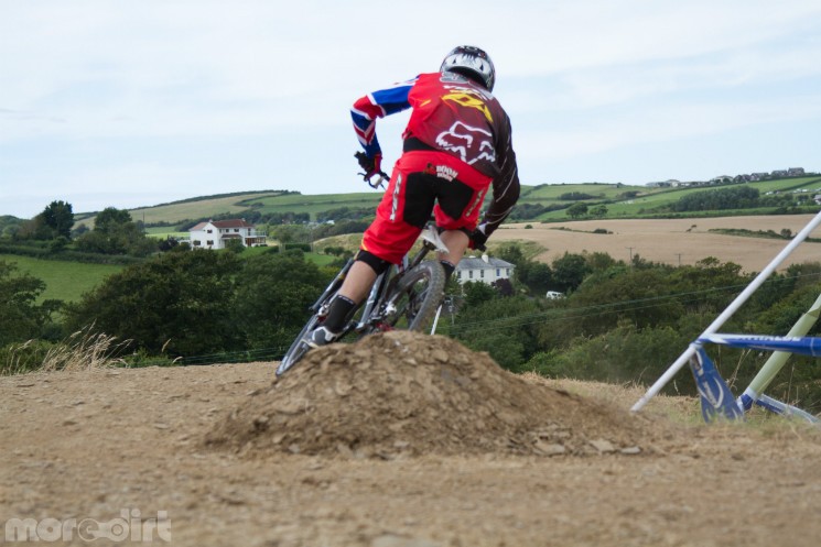 Schwalbe British 4x Rd5+6 - Gallery