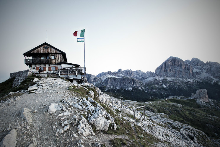 Nuvolau perched with a 360degree view of endless Terrain.