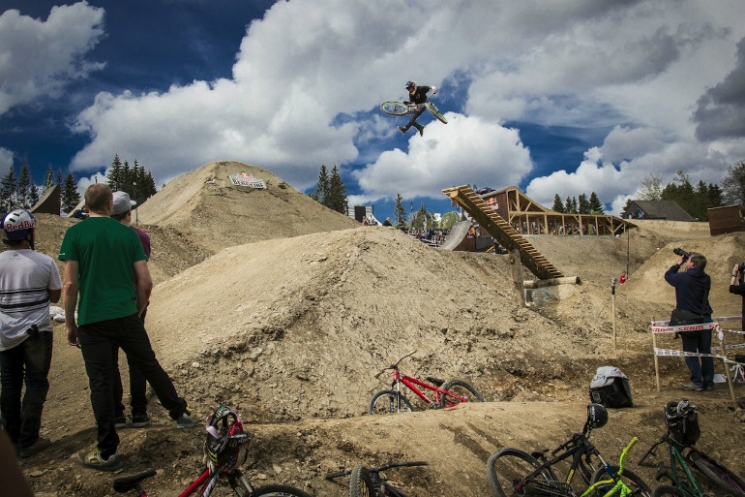 Red Bull Berg Line 2013