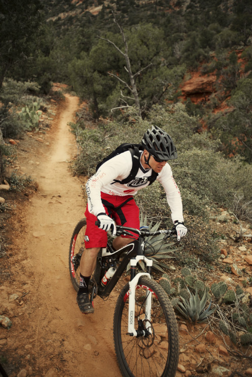 AVID - Chasing Trail: Curtis Keene