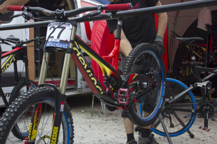 Stevie Smith - Devinci Wilson