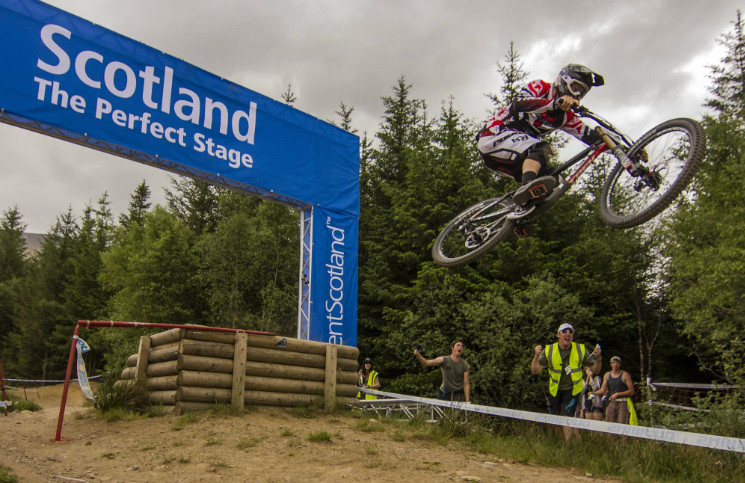 UCI Downhill World Cup - Fort Bill 